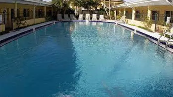 Hotel ISIS | Florida - St. Petersburg - Clearwater (ve civarı) - Redington Shores