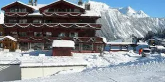 Chalet Carlinouf