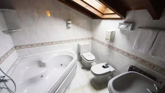 Hotel La Casona De Luis | Cantabria - Santillana del Mar