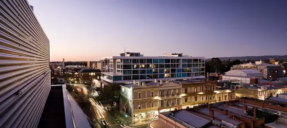 Majestic Roof Garden Hotel | Güney Avustralya - Adelaide (ve civarı) - Adelaide - Adelaide Merkezi İş Bölgesi