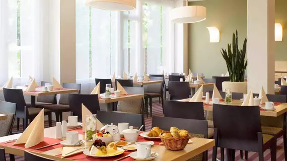 Mercure Airport Hotel Berlin Tegel | Berlin (ve civarı) - Reinickendorf - Tegel