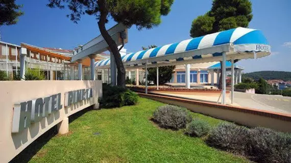 Hotel Pineta | Istria (vilayeti) - Vrsar