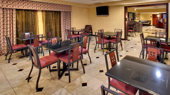 Holiday Inn Express Chicago-Schaumburg | İllinois - Schaumburg