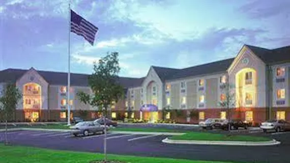 Hawthorn Suites by Wyndham Detroit Farmington Hills | Michigan - Detroit (ve civarı) - Farmington Hills