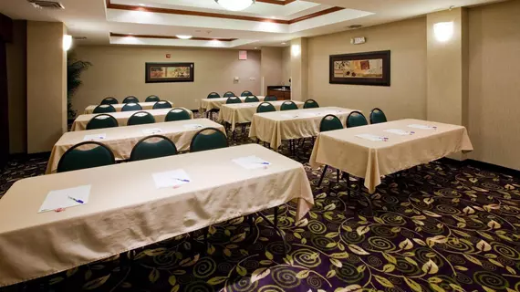 Holiday Inn Express Hotel & Suites Ada | Oklahoma - Ada