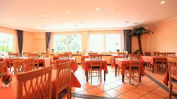 Adesso Hotel Gottingen | Aşağı Saksonya - Goettingen