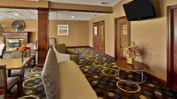 Holiday Inn Express Hotel & Suites Woodhaven | Michigan - Detroit (ve civarı) - Woodhaven