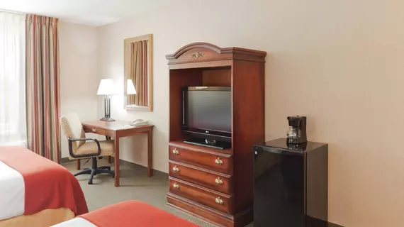 Holiday Inn Express Hotel & Suites Auburn - University Area | Alabama - Auburn - Opelika (ve civarı) - Auburn