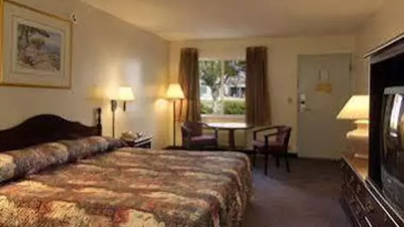 Howard Johnson Inn Vero Beach / I95 | Florida - Vero Beach (ve civarı) - Vero Beach