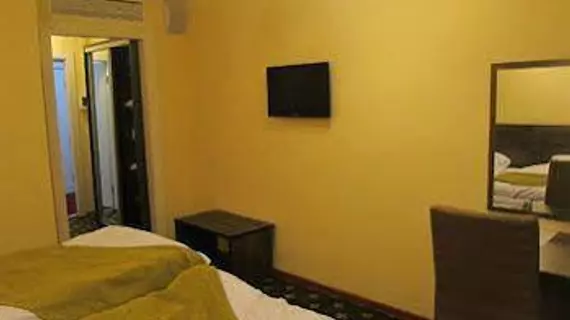 Golden Palace Hotel | Alma Ata