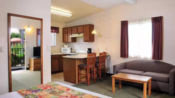 Lamplighter Inn & Suites | Kaliforniya - San Diego County - San Diego