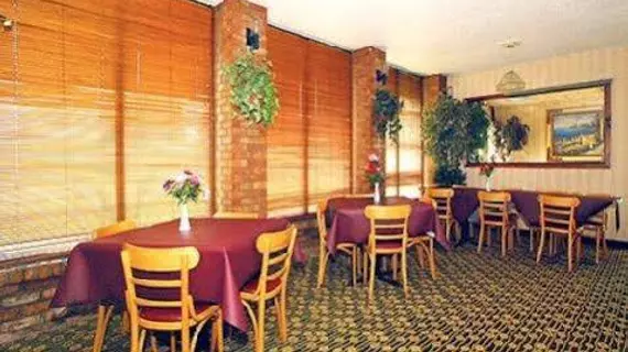 Quality Inn & Suites Warren | Michigan - Detroit (ve civarı) - Warren