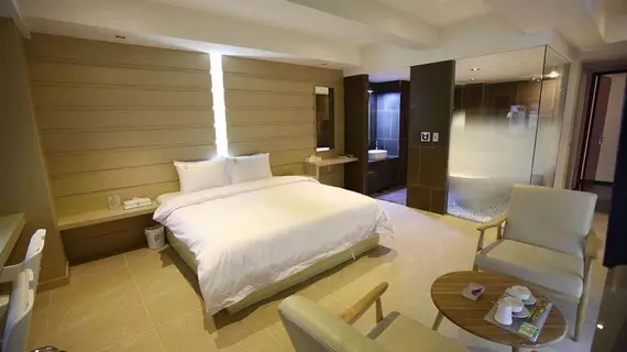 Suwon Reve Hotel | Gyeonggi - Suwon (ve civarı) - Suwon