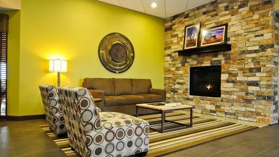 Best Western Plus Night Watchman Inn & Suites | Kansas - Greensburg