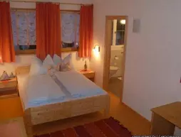 Hotel Appartement Haus Gitschberg | Trentino-Alto Adige - Güney Tirol (il) - Vandoies - Vallarga