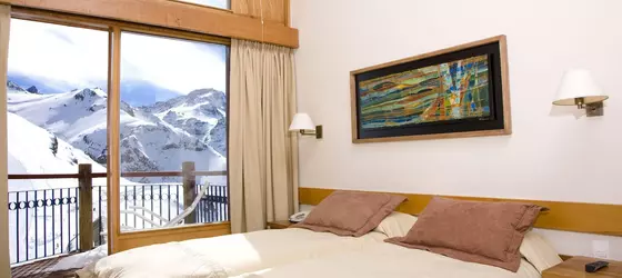 Hotel Puerta Del Sol | Santiago - Lo Barnechea - Valle Nevado