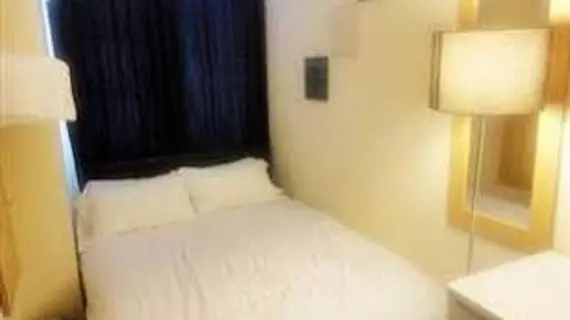 City View Hotel - Roman Road Market | Londra (ve civarı) - Tower Hamlets - Bow