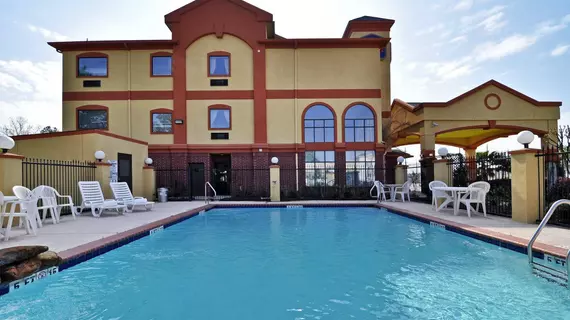 Best Western Plus Sam Houston Inn & Suites | Teksas - Houston (ve civarı) - Houston