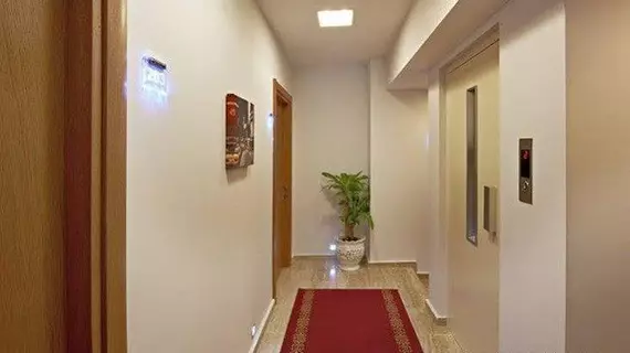 Taksim Plussuite Hotel |  Istanbul  - Beyoğlu - Sütlüce Mahallesi