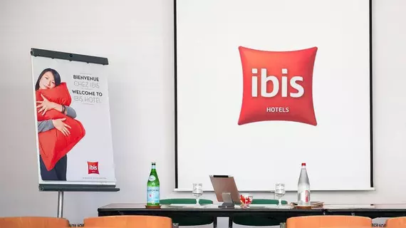 ibis Lyon Est Chaponnay | Auvergne-Rhone-Alpes - Rhone (bölge) - Lyon (ve çevresi) - Chaponnay