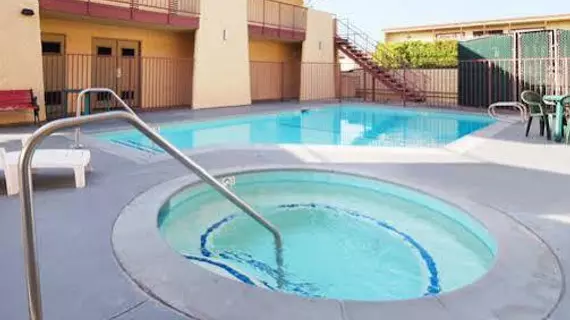 Signature Anaheim Maingate | Kaliforniya - Orange County - Anaheim - Anaheim Resort