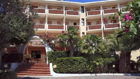 Hotel Punta Faro | Calabria - Vibo Valentia (vilayet) - Ricadi