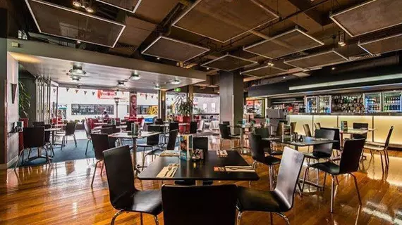 George Williams Hotel | Queensland - Brisbane (ve civarı) - Brisbane - Brisbane Merkezi İş Bölgesi