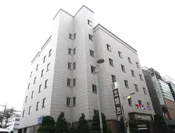 Incheon Airport Hotel Queen | Gyeonggi - Incheon (ve civarı) - Incheon - Jung-gu