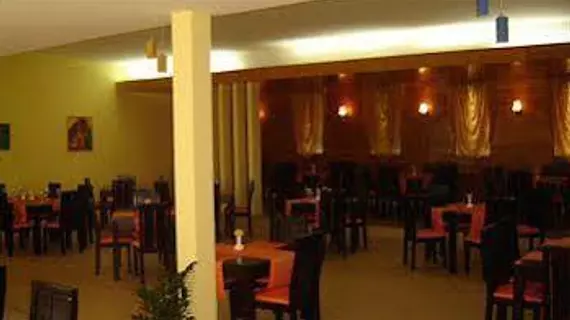 Vezhen Hotel | Varna