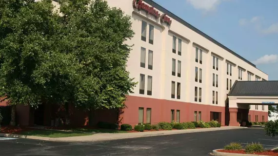 Hampton Inn Clarksville | Indiana - Jeffersonville - Clarksville (ve civarı) - Clarksville