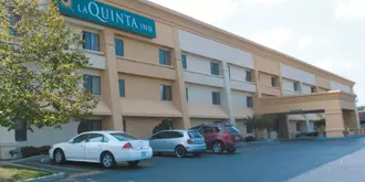 La Quinta Inn Milwaukee West Brookfield