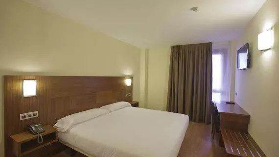 Hotel Zalle Don Fernando | Asturias - Oviedo (ve civarı) - Siero