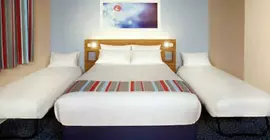 Travelodge Liverpool | Merseyside (ilçe) - Liverpool (ve civarı) - Liverpool - St George's Quarter