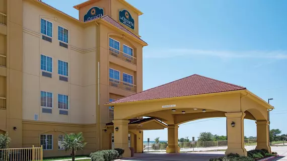 La Quinta Inn & Suites Fort Worth/Lake Worth | Teksas - Fort Worth (ve civarı) - Fort Worth