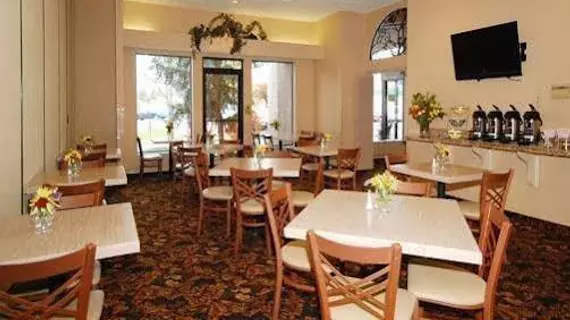 Quality Inn Valley Suites Spokane | Washington - Spokane (ve civarı) - Spokane Valley