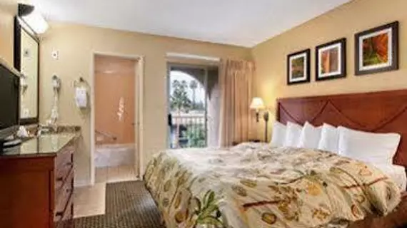 Days Inn San Diego Near Sea World | Kaliforniya - San Diego County - San Diego - Midway-Pacific Otoyolu