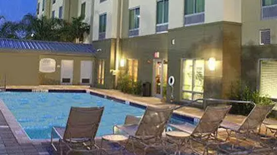 Fairfield Inn & Suites Fort Lauderdale Airport & Cruise Port | Florida - Fort Lauderdale (ve civarı) - Fort Lauderale