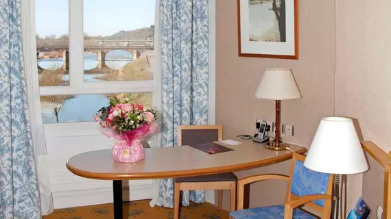 Mercure Nevers Pont De Loire | Bourgogne-Franche-Comte - Nievre - Nevers