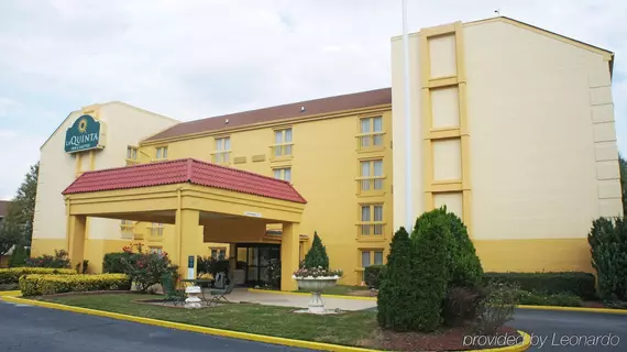 La Quinta Inn & Suites Atlanta Airport | Georgia - Atlanta (ve civarı) - College Park