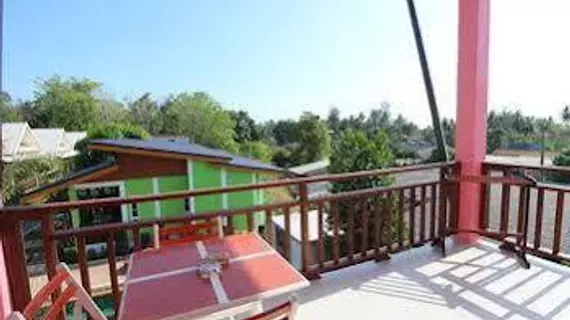 Pinky Bungalows | Krabi İli - Ko Lanta