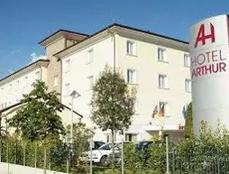 Hotel Arthur | Emilia-Romagna - Modena (vilayet) - Castelvetro di Modena