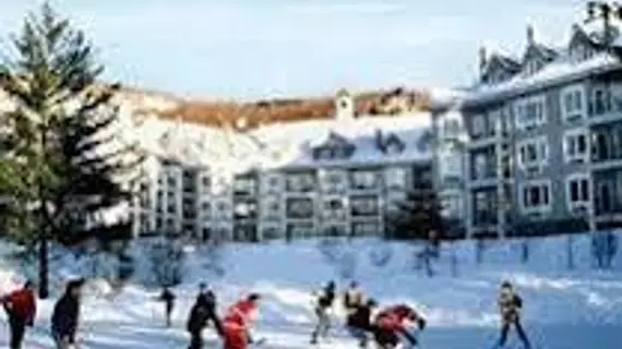 Holiday Inn Express and Suites Tremblant | Quebec - Les Laurentides Regional County Belediyesi - Tremblant Dağı (ve civarı) - Mont-Tremblant