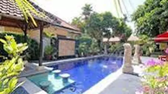 ZEN Rooms Kuta Inn | Bali - Kuta - Kuta Merkezi