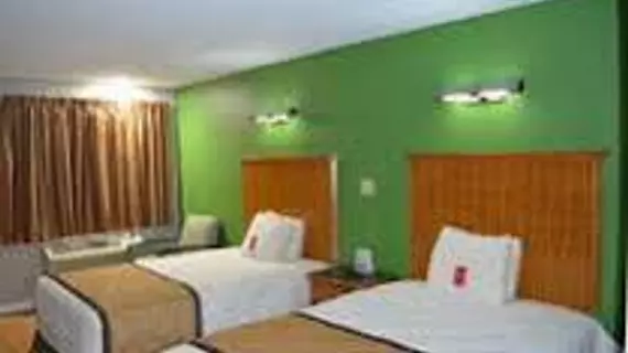 Econo Lodge Airport | Virginia - Norfolk - Virginia Beach (ve civarı) - Norfolk