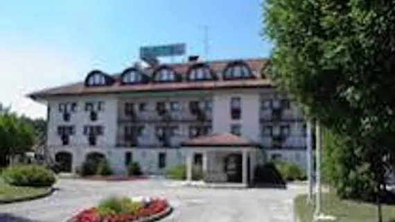 Hotel Kanu | Ljubljana (ve civarı) - Medvode - Smlednik