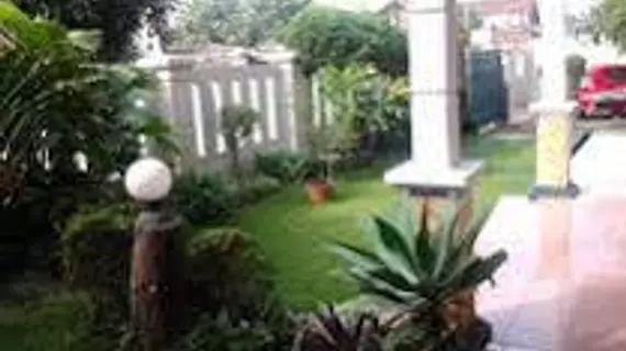 Junjunan Dalam Sharia Guesthouse | West Java - Bandung (ve civarı) - Bandung