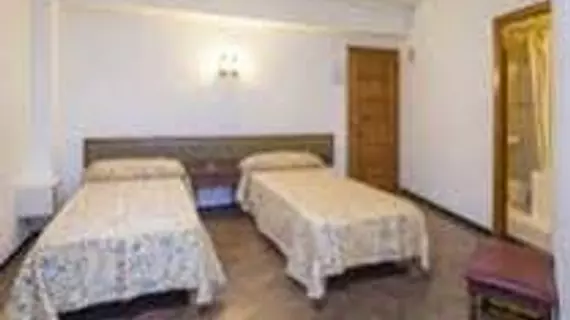 Hostal Alicante | Balearic Adaları - İbiza Adası - Sant Antoni de Portmany