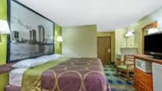 Super 8 by Wyndham Sulphur Lake Charles | Louisiana - Lake Charles (ve civarı) - Sulphur