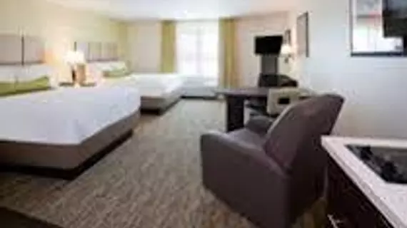 CANDLEWOOD SUITES BEMIDJI - PAUL BUNYAN | Minnesota - Bemidji (ve civarı) - Bemidji