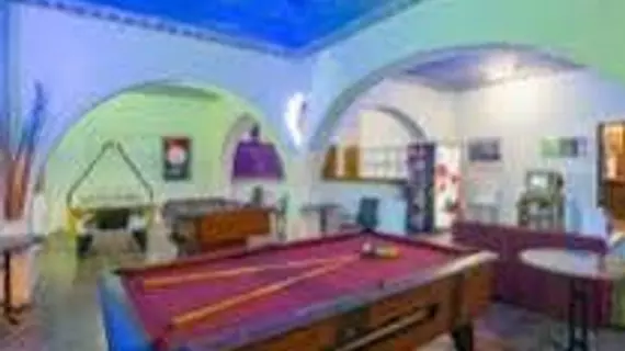 Hostal Alicante | Balearic Adaları - İbiza Adası - Sant Antoni de Portmany